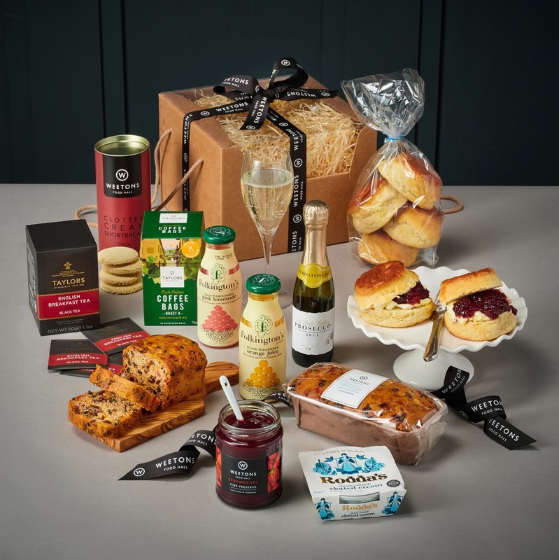 The Weetons Afternoon Tea Gift Box with Fizz