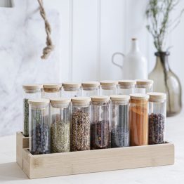 GARDEN TRADING AUDLEY SPICE RACK WITH 14 SPICE JARS - BAMBOO