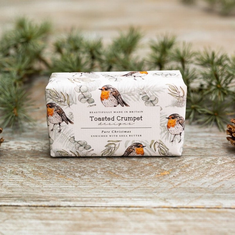 TOASTED CRUMPET ROBIN PURE CHRISTMAS SOAP 