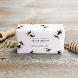 TOASTED CRUMPET HONEY & CAMOMILE SOAP WITH SHEA BUTTER