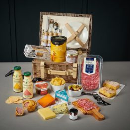 The Weetons Luxury Picnic Hamper